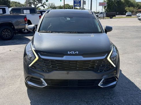 Certified 2023 Kia Sportage SX FWD image 3