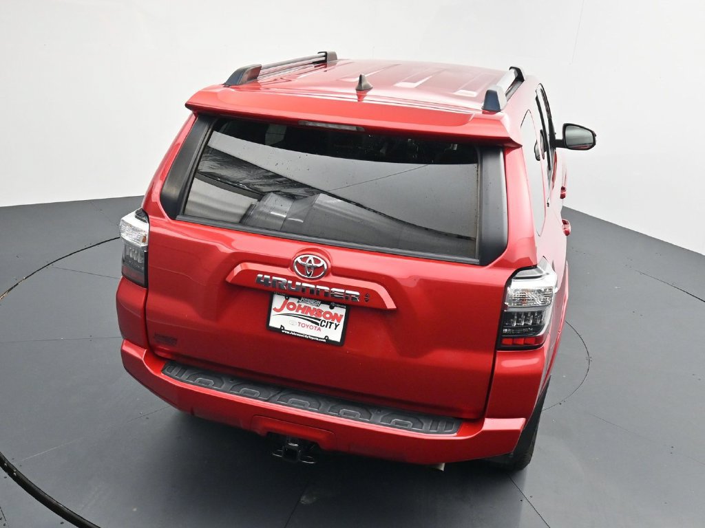 Used 2022 Toyota 4Runner SR5 Premium AWD/4WD image 29