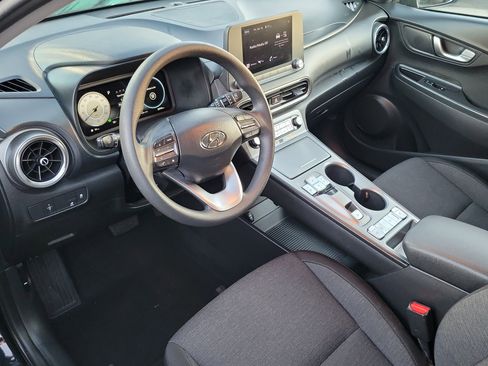 Certified 2023 Hyundai Kona SE image 5