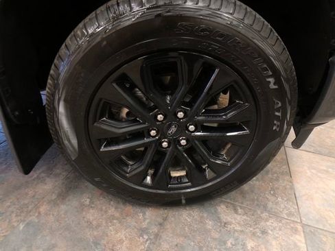 Used 2025 Ford F150 XLT w/ Equipment Group 302A MID image 9