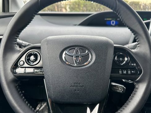 Certified 2022 Toyota Prius Prime XLE image 30