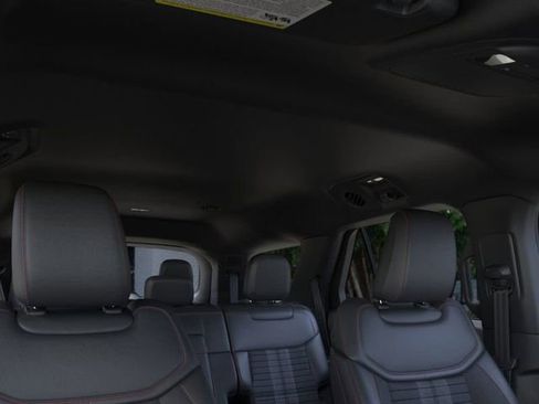 New 2026 Ford Explorer ST-Line w/ ST-Line Street Pack image 22