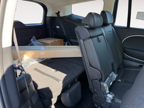 New 2026 Hyundai Ioniq 9 SEL image 19