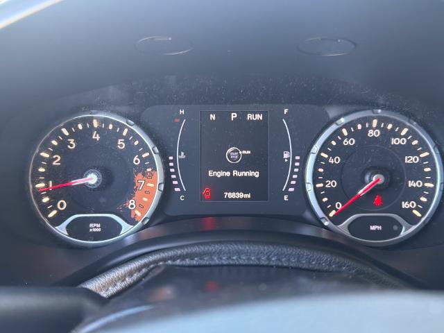 Used 2018 Jeep Renegade Latitude FWD image 22