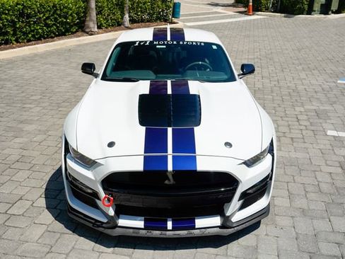 Used 2020 Ford Mustang Shelby GT500 w/ Technology Package RWD image 5