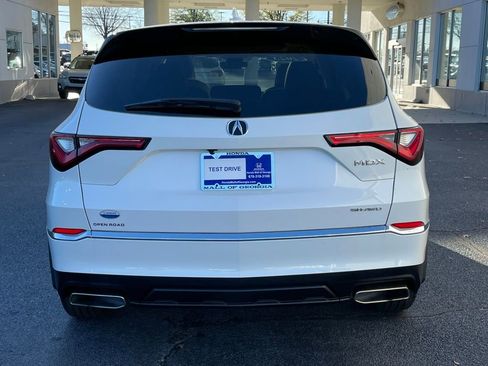 Used 2023 Acura MDX SH-AWD image 5