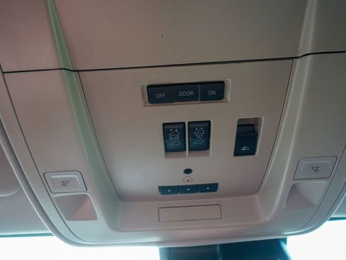 Used 2015 GMC Sierra 2500 Denali image 28