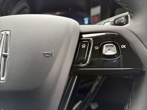 New 2026 Lincoln Corsair Premiere image 15