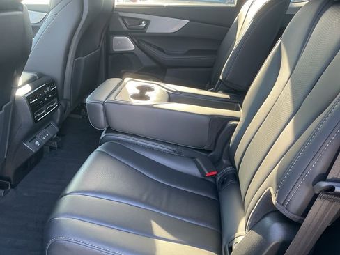 Certified 2025 Acura MDX w/ Technology Package image 20