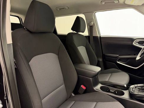 Used 2023 Kia Soul LX w/ Option Group 015 image 42