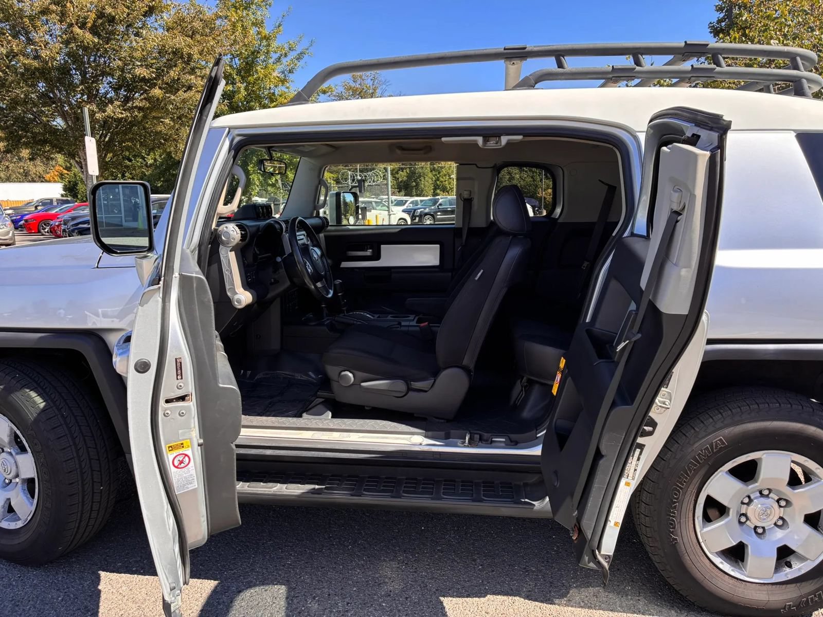 Used 2007 Toyota FJ Cruiser 4WD w/ Upgrade Pkg 2 image 16