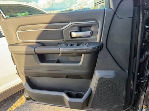 New 2026 RAM 2500 Big Horn AWD/4WD image 16