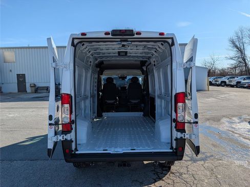 Used 2025 RAM ProMaster 2500 w/ Quick Order Package 22G SLT image 13