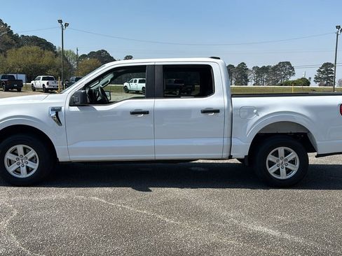 Used 2023 Ford F150 XLT image 4