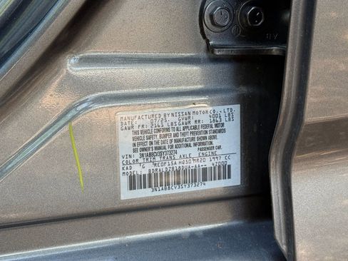 Used 2025 Nissan Sentra SV image 24