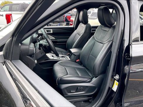 Certified 2022 Ford Explorer ST w/ Equipment Group 401A AWD/4WD image 22