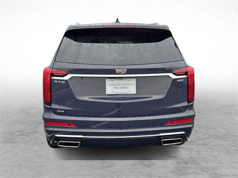 Used 2025 Cadillac XT6 Premium Luxury image 4