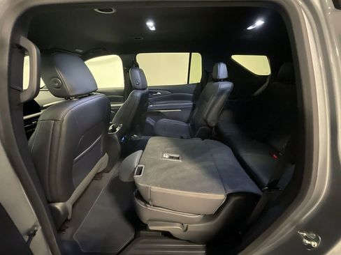 Used 2026 Chevrolet Traverse LT AWD/4WD image 21