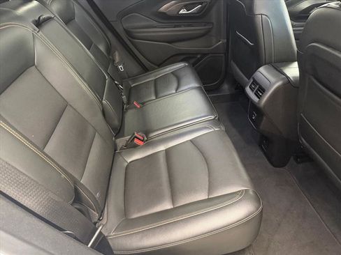 Used 2018 GMC Terrain SLT w/ Preferred Package image 19