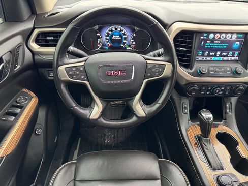 Used 2019 GMC Acadia Denali w/ Technology Package image 8