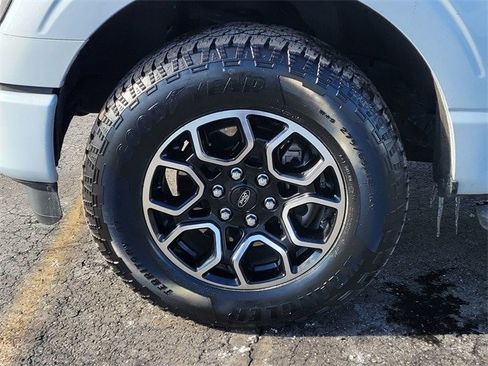 Certified 2022 Ford F150 XLT w/ Equipment Group 302A High image 15