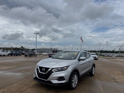 Used 2022 Nissan Rogue Sport S FWD image 8