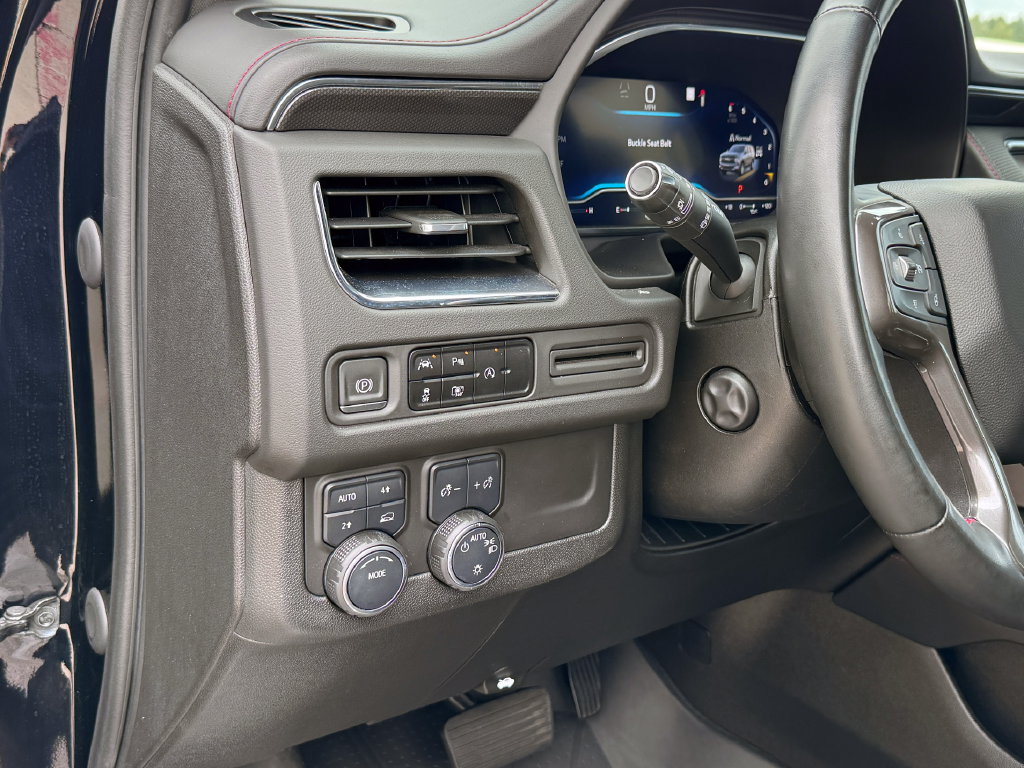 Used 2023 Chevrolet Suburban RST w/ Luxury Package AWD/4WD image 21