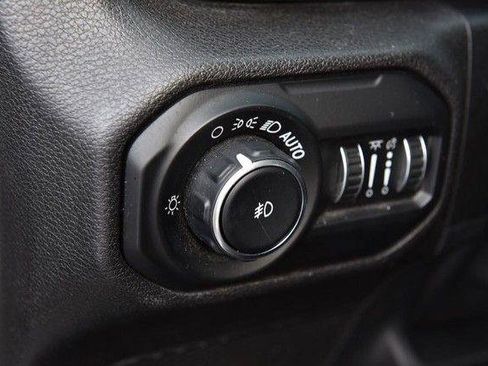 Used 2020 Jeep Wrangler Unlimited Sahara w/ Cold Weather Group image 11