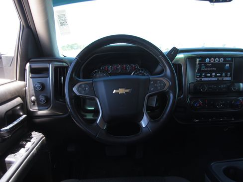 Used 2018 Chevrolet Silverado 1500 LT w/ All Star Edition AWD/4WD image 19