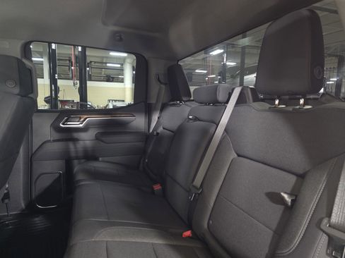 Used 2025 GMC Sierra 1500 Elevation image 15