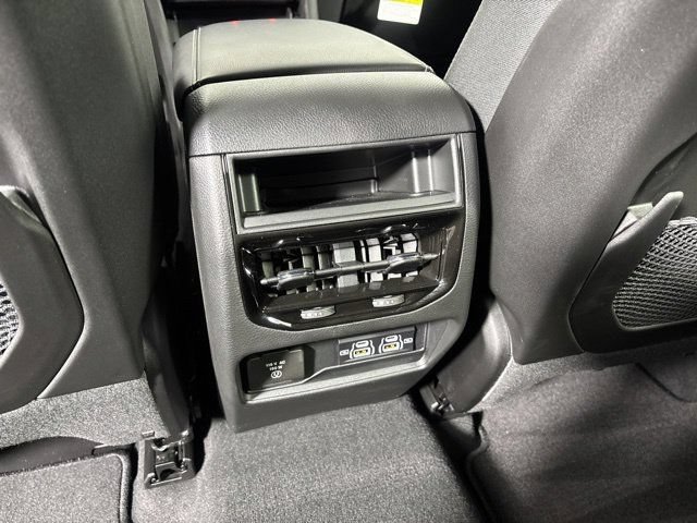 New 2026 Jeep Grand Cherokee Laredo X AWD/4WD image 25