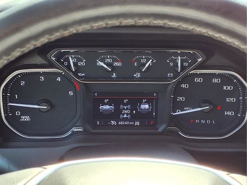 Used 2022 GMC Sierra 2500 SLT w/ SLT Convenience Package image 16