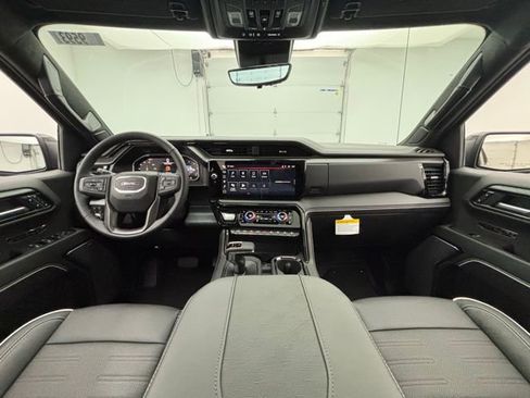 New 2026 GMC Sierra 1500 AT4X image 3