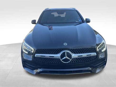 Used 2021 Mercedes-Benz GLC 300 4MATIC w/ AMG Line image 4