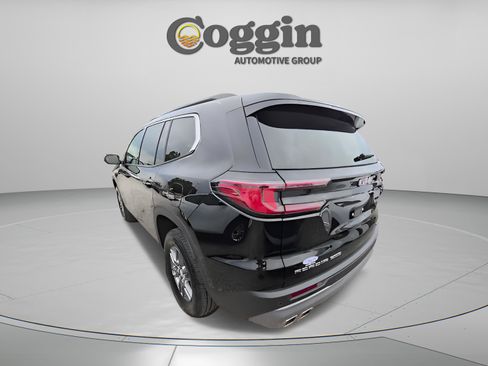 Used 2025 GMC Acadia Elevation image 5