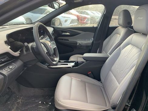 New 2026 Buick Envista Avenir image 12