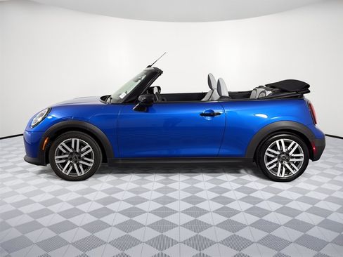 Used 2025 MINI Cooper S FWD image 2