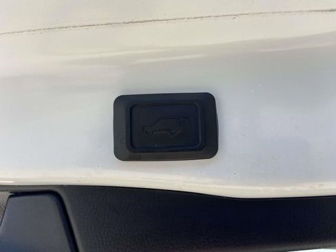 Used 2025 Toyota RAV4 XLE Premium w/ Weather Package AWD/4WD image 12