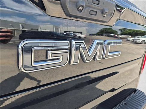 Used 2024 GMC Sierra 1500 Denali Ultimate AWD/4WD image 13
