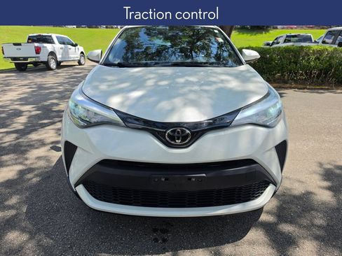 Used 2021 Toyota C-HR XLE FWD image 7