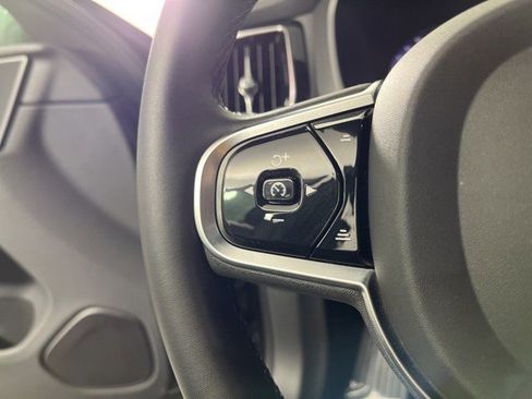 Used 2023 Volvo XC60 B5 Plus w/ Protection Package Premier image 18