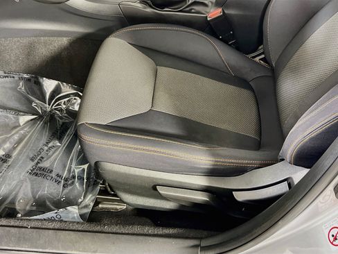 Used 2019 Subaru Crosstrek 2.0i Premium AWD/4WD image 18