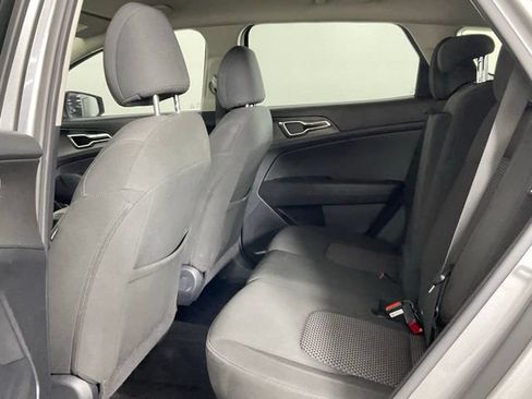 Used 2025 Kia Sportage LX FWD image 13