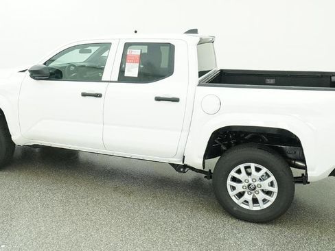 New 2026 Toyota Tacoma SR image 18