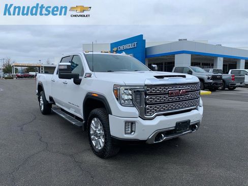 Used 2021 GMC Sierra 3500 Denali w/ Denali Ultimate Package image 1