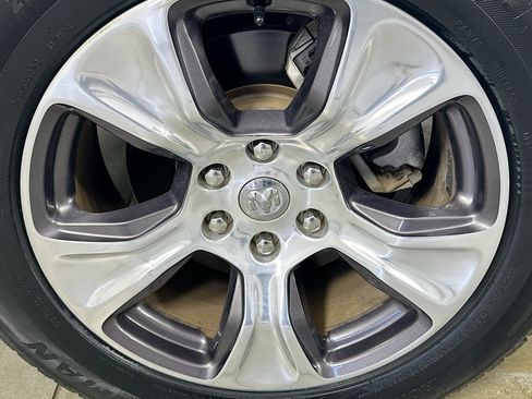 Used 2023 RAM 1500 Laramie AWD/4WD image 29