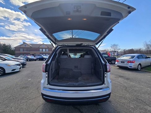 Used 2015 GMC Acadia SLE AWD/4WD image 30