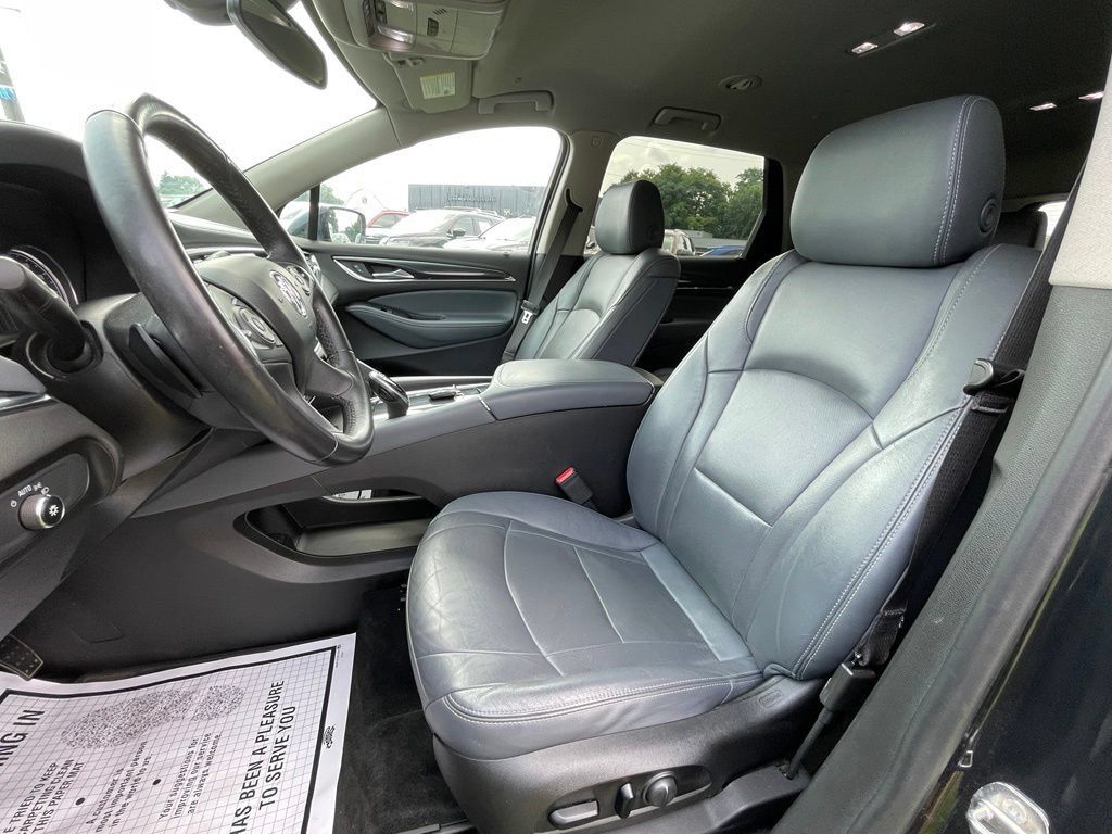 Used 2021 Buick Enclave Essence FWD image 10