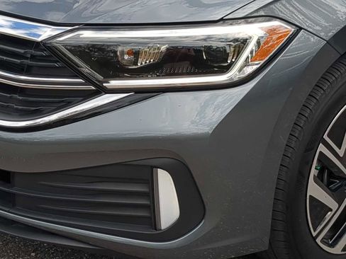 Used 2024 Volkswagen Jetta SEL image 11