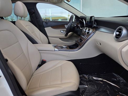 Used 2019 Mercedes-Benz C 300 Sedan image 19